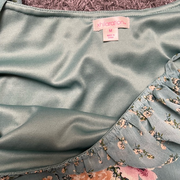 Floral Cold Shoulder Blouse! - Picture 9 of 15